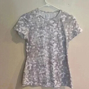 Sofibella Women's X small‎ honeycomb pattern short sleeve top